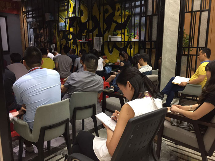 217永信贵宾会瓷砖“学，无终点！生，一向歇”进建分享会顺利进行