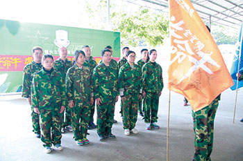 2017年2月13-15日，217永信贵宾会“虎狼路”户表拓展训练圆满实现