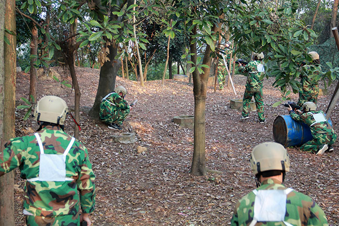 2017年2月13-15日，217永信贵宾会“虎狼路”户表拓展训练圆满实现