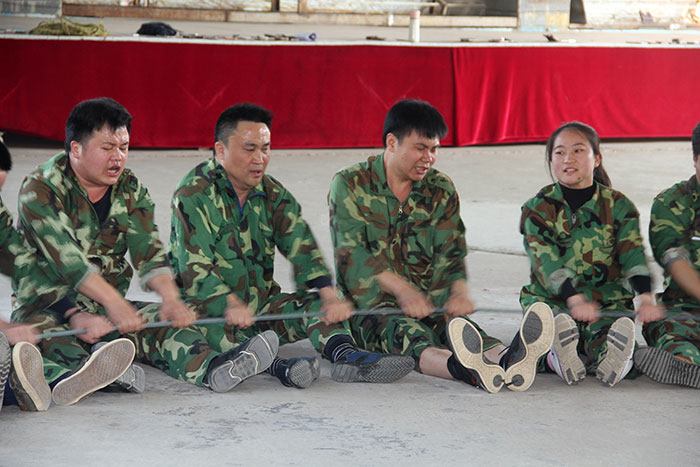 2017年2月13-15日，217永信贵宾会“虎狼路”户表拓展训练圆满实现